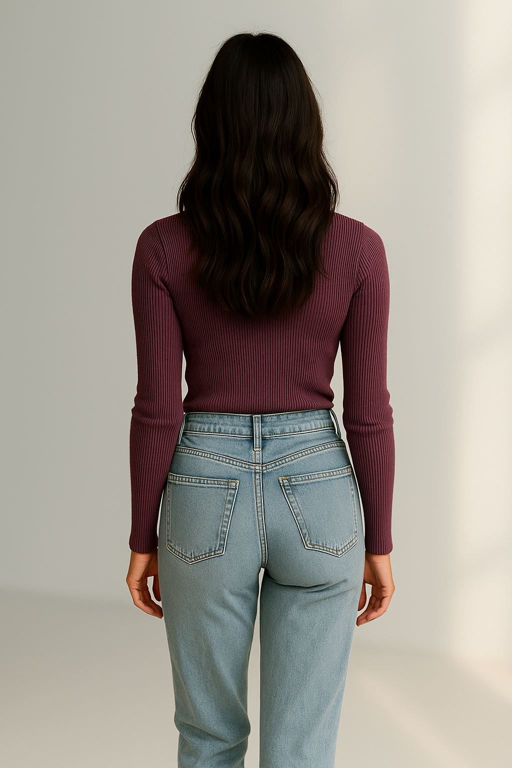 Rødbrun ribbet turtleneck-sweater med lange ærmer til kvinder