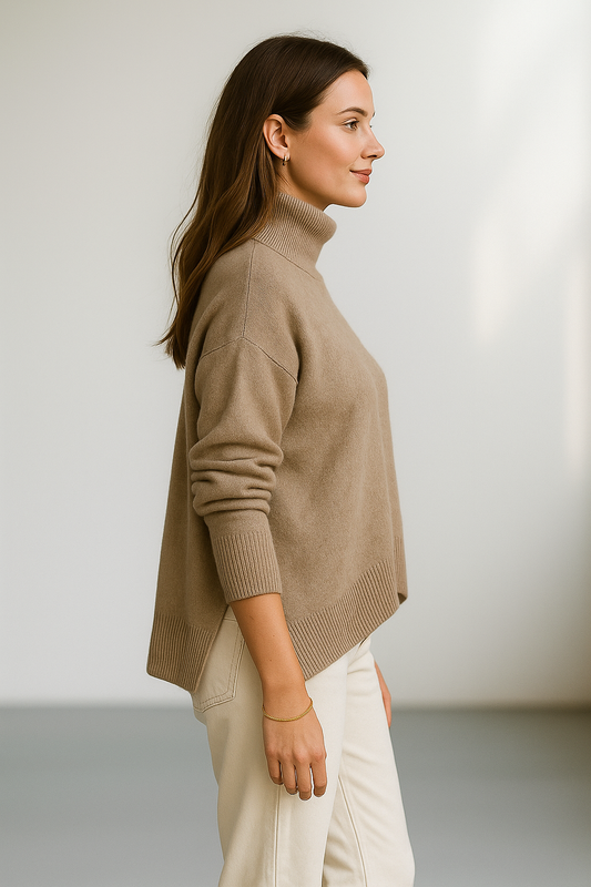 Beige cashmere-rullekravesweater med lange ærmer til kvinder